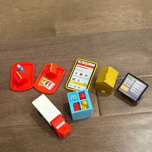 Mini McDonald’s toy set